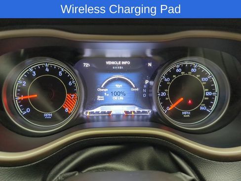 Used 2015 Jeep Cherokee Limited AWD/4WD image 14