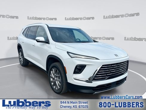 Used 2026 Buick Enclave Preferred AWD/4WD image 1