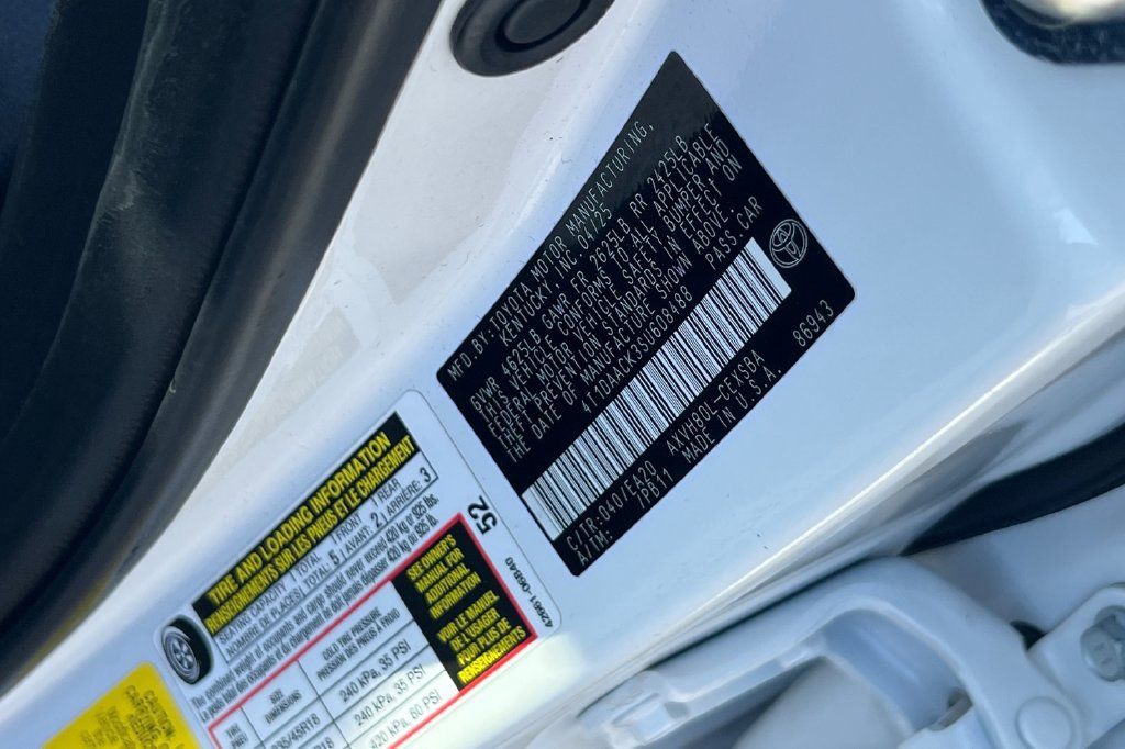 Certified 2025 Toyota Camry SE FWD image 30