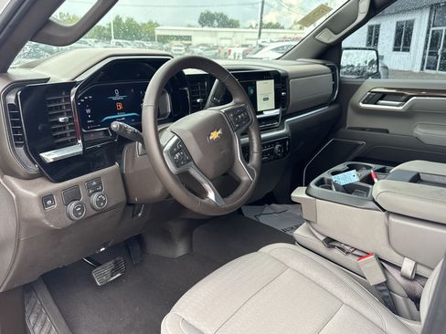 Used 2026 Chevrolet Silverado 1500 LT w/ Texas Edition Plus RWD image 5