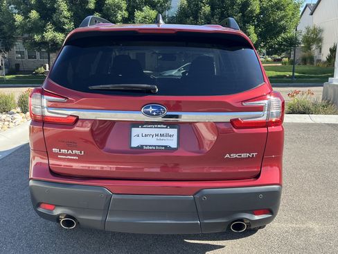 Used 2023 Subaru Ascent Premium w/ Convenience Package AWD/4WD image 9