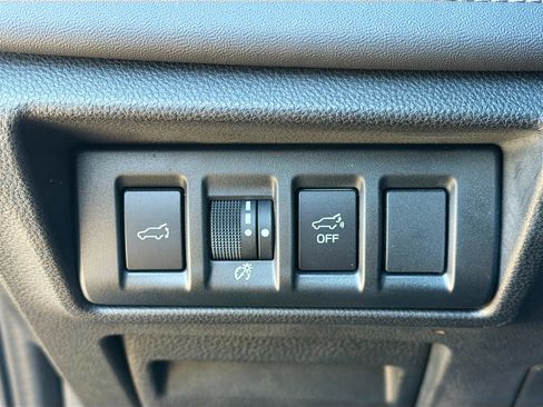 Used 2021 Subaru Outback Touring XT image 36