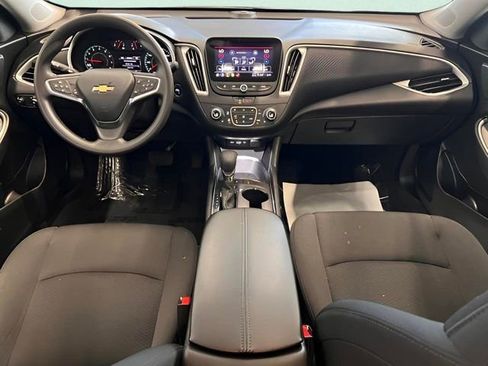 Certified 2024 Chevrolet Malibu LT image 17