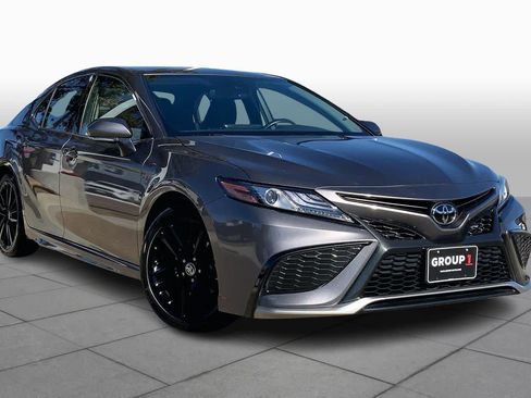 Used 2024 Toyota Camry XSE image 2