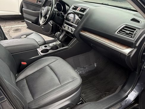 Used 2016 Subaru Outback 2.5i Limited AWD/4WD image 21