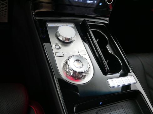 Used 2025 Genesis G80 2.5T Sport Prestige image 24