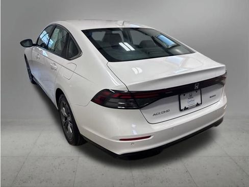 Certified 2024 Honda Accord EX-L image 3