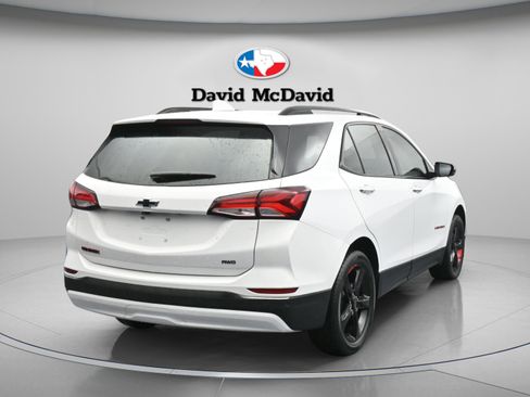 Used 2022 Chevrolet Equinox Premier AWD/4WD image 8