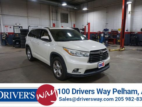 Used 2015 Toyota Highlander Limited w/ Driver Technology Package image 1