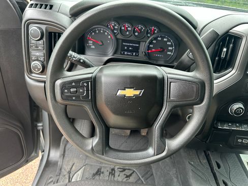 Used 2024 Chevrolet Silverado 1500 Custom AWD/4WD image 18