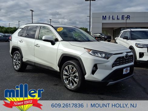 Used 2020 Toyota RAV4 Limited AWD/4WD image 1