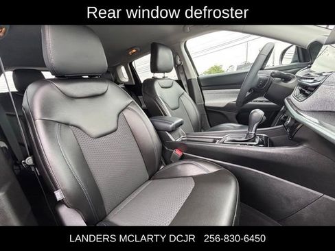 Used 2022 Jeep Compass Latitude FWD image 11