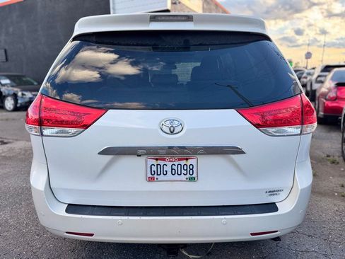 Used 2013 Toyota Sienna Limited w/ Premium Pkg AWD/4WD image 7