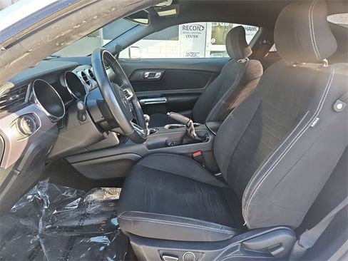 Used 2015 Ford Mustang GT image 18