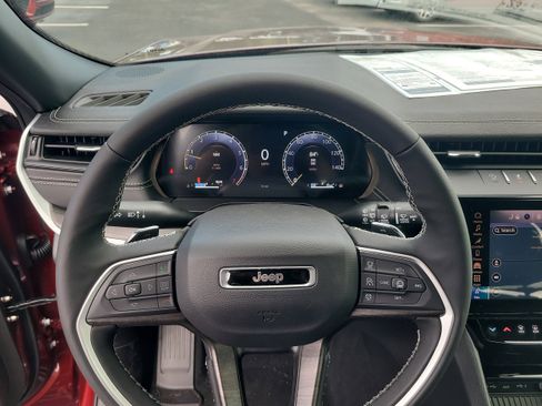 New 2026 Jeep Grand Cherokee L 2WD image 21