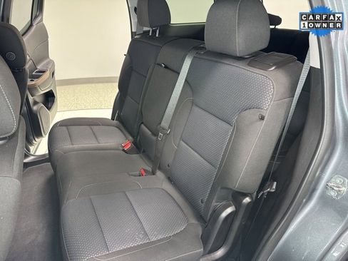 Used 2020 GMC Acadia SLE image 23