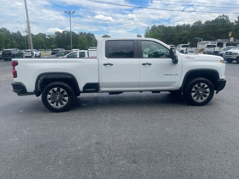 New 2026 Chevrolet Silverado 2500 Custom w/ Custom Value Package AWD/4WD image 8