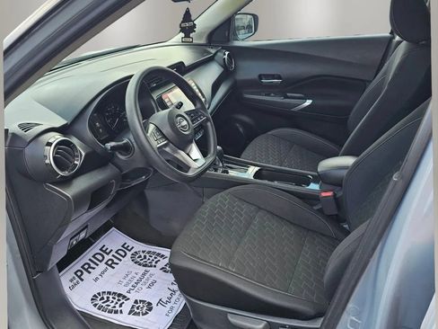 Used 2022 Nissan Kicks SV FWD image 6