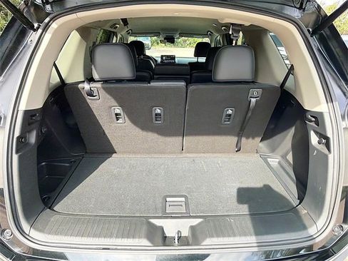 Used 2024 Honda Pilot EX-L image 12