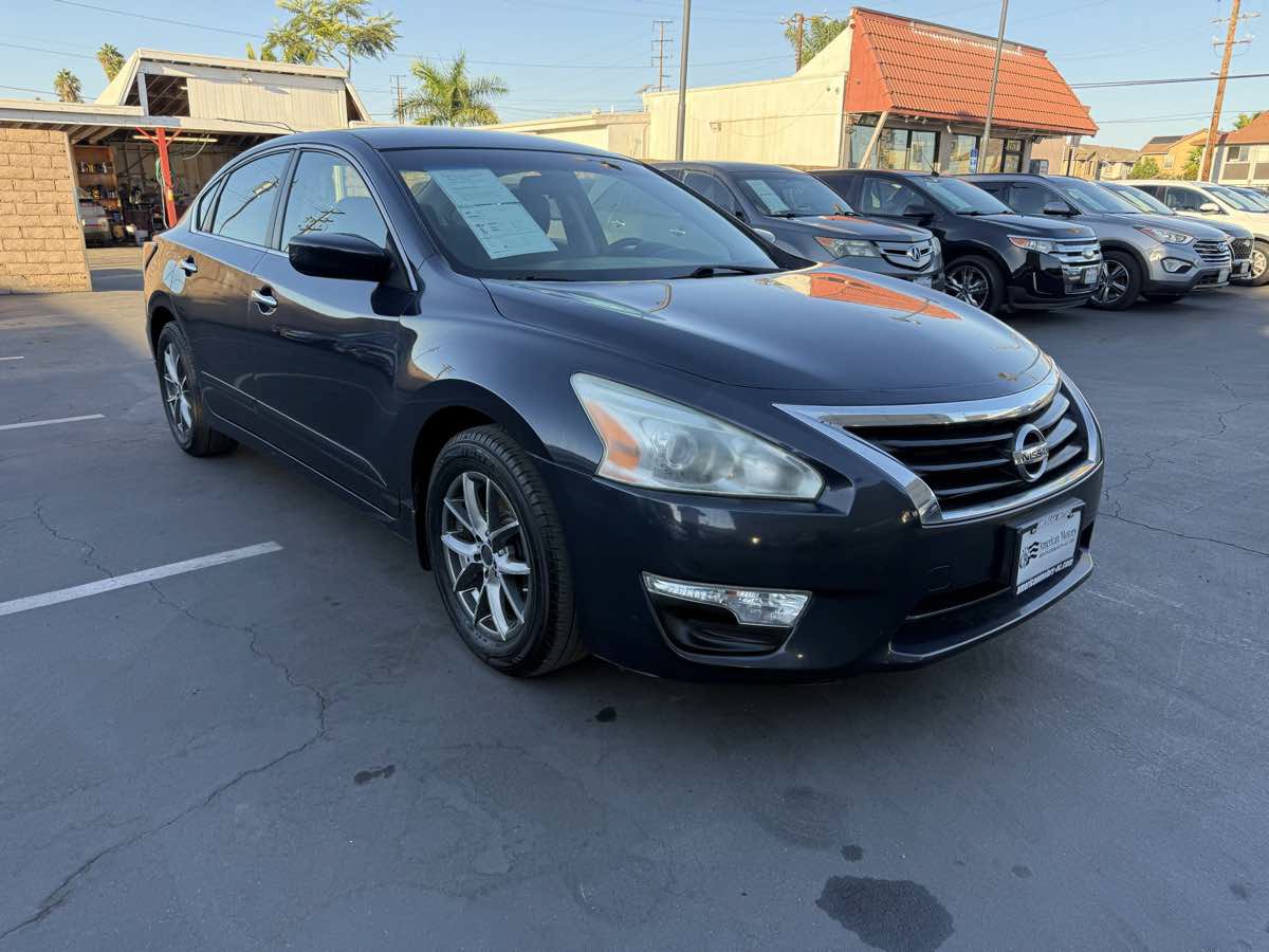 Used 2014 Nissan Altima 2.5 S FWD image 9