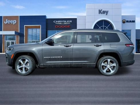 New 2026 Jeep Grand Cherokee L Limited AWD/4WD image 3