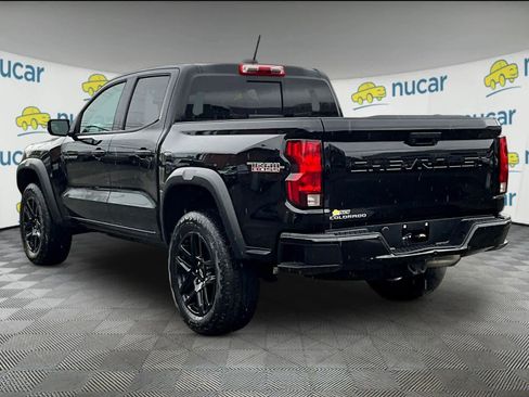 Used 2023 Chevrolet Colorado Trail Boss image 4