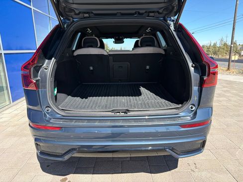 Used 2026 Volvo XC60 B5 Plus AWD/4WD image 9