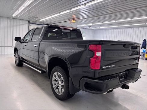Used 2021 Chevrolet Silverado 1500 High Country w/ Safety Package II AWD/4WD image 4