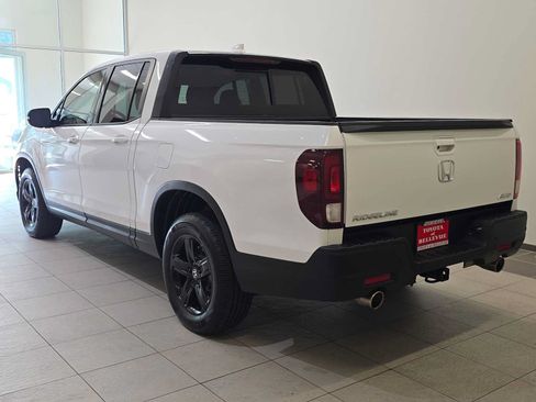Used 2022 Honda Ridgeline Black Edition image 4