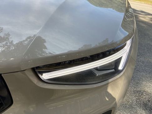 New 2026 Volvo XC40 B4 Core image 11