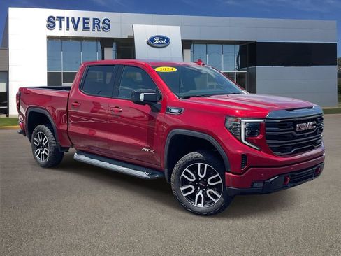 Used 2024 GMC Sierra 1500 AT4 w/ AT4 Preferred Package AWD/4WD image 1