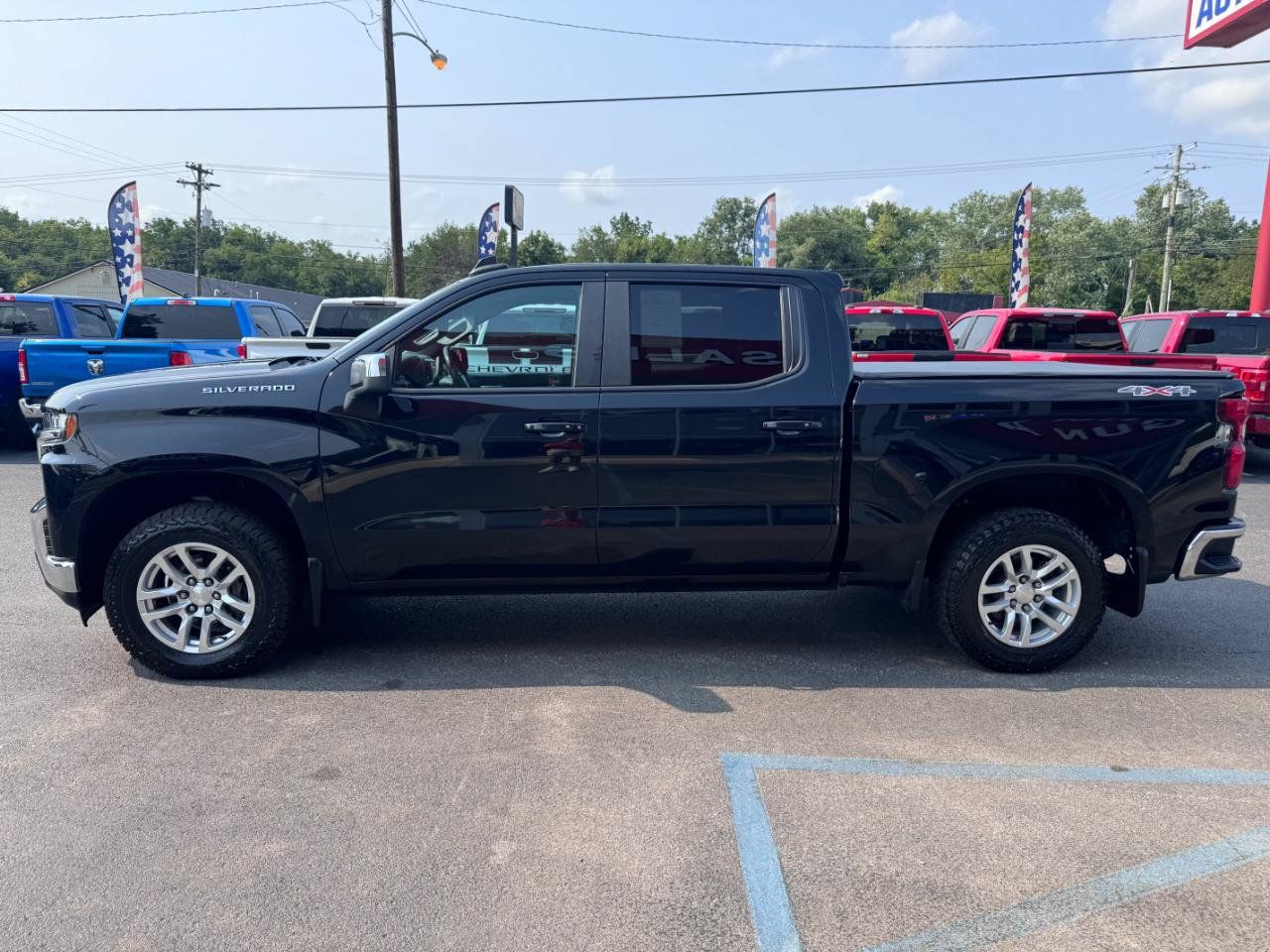 Used 2019 Chevrolet Silverado 1500 LT w/ All-Star Edition AWD/4WD image 6
