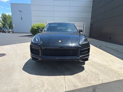 Used 2023 Porsche Cayenne GTS AWD/4WD image 7