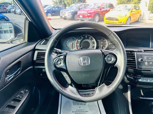 Used 2017 Honda Accord Sport Special Edition image 11