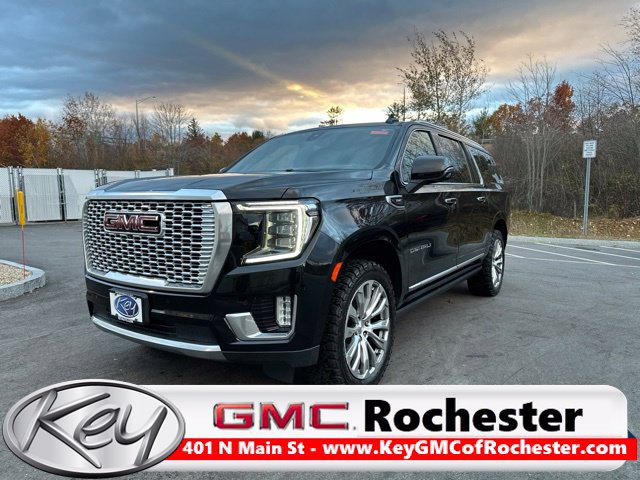 Used 2022 GMC Yukon XL Denali w/ Denali Ultimate Package AWD/4WD image 1