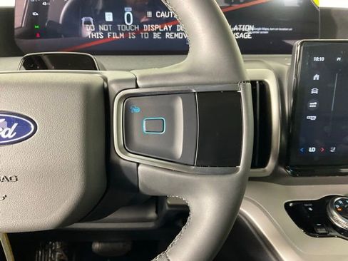 New 2026 Ford Expedition Active image 26