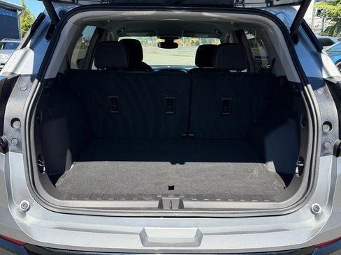 Used 2024 GMC Terrain SLE w/ Driver Convenience Package AWD/4WD image 22
