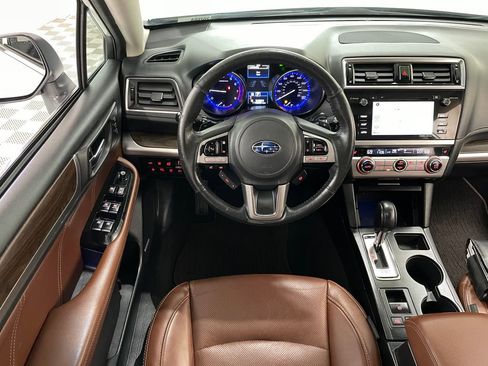 Used 2017 Subaru Outback 3.6R Touring w/ Popular Package #5A AWD/4WD image 25