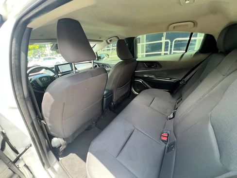 Used 2024 Toyota Prius LE FWD image 21