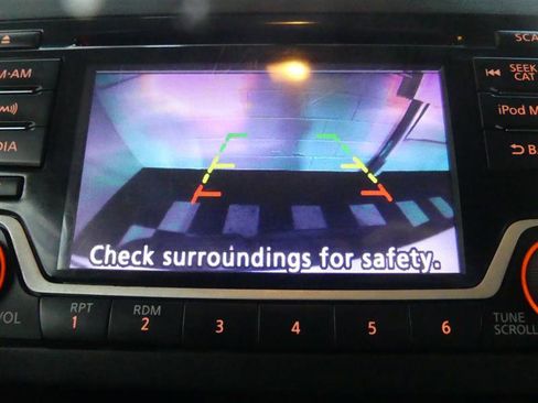 Used 2018 Nissan NV 2500 SV image 12