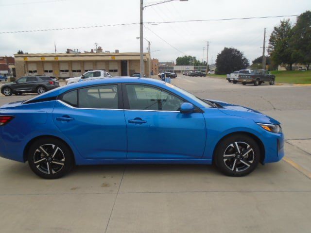Used 2024 Nissan Sentra SV FWD image 11