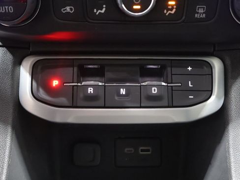 Used 2022 GMC Acadia SLE w/ Driver Convenience Package AWD/4WD image 35