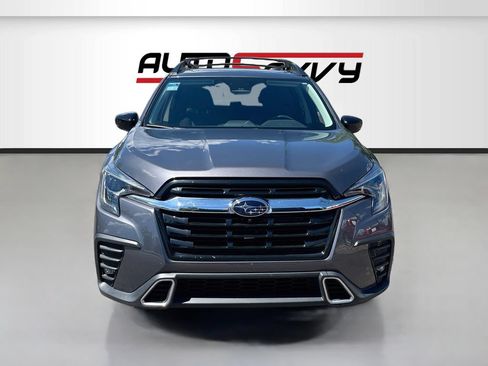 Used 2024 Subaru Ascent Touring AWD/4WD image 2