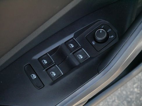 Certified 2023 Volkswagen Jetta Sport FWD image 19