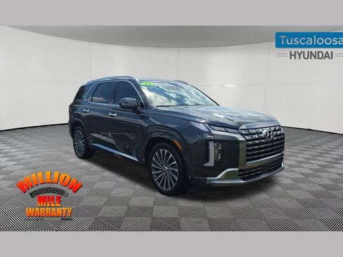 Used 2024 Hyundai Palisade Calligraphy FWD image 1