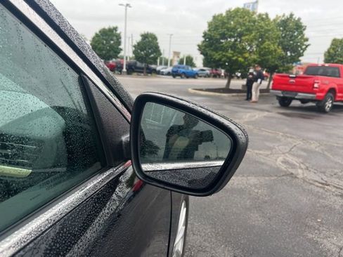 Used 2022 Ford Escape Titanium w/ Titanium Elite Package image 7