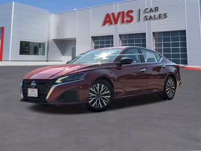 Used 2024 Nissan Altima 2.5 SV