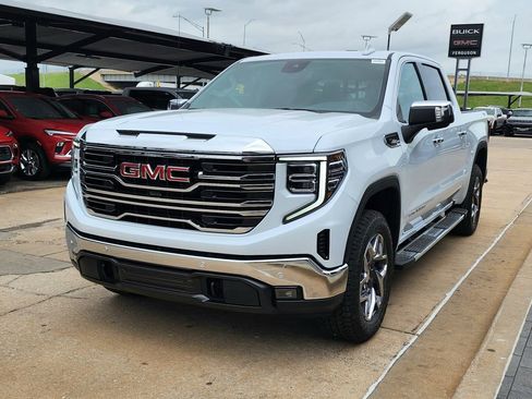 New 2026 GMC Sierra 1500 SLT w/ SLT Premium Plus Package AWD/4WD image 8