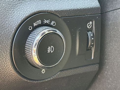 Used 2011 Chevrolet Camaro LT image 26