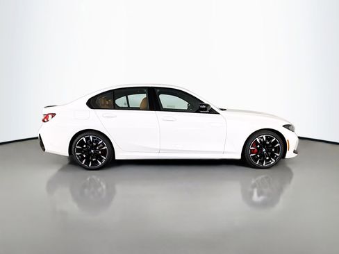 New 2026 BMW 330i 330i w/ M Sport Package image 8